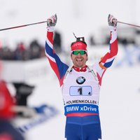 Latvijas biatlonistiem pēdējā vieta pasaules čempionāta stafetē; triumfē Norvēģija
