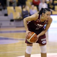 Baško-Melnbārde ar 11 punktiem palīdz 'Basket Landes' komandai sasniegt Eirokausa pusfinālu