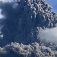 Filipīnās sācies vulkāna izvirdums
