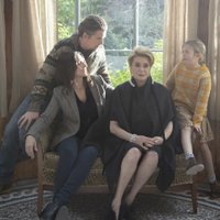 Pēc pirmizrādes Venēcijā, Rīgā rādīs Hirokadzu Koreedas jaunāko filmu 'Patiesība'