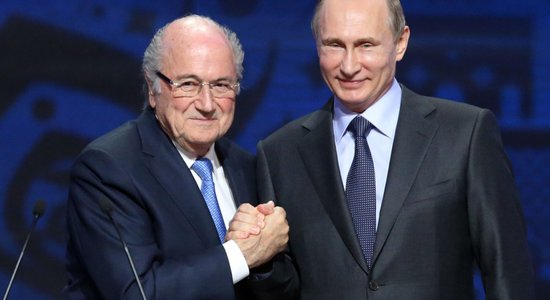 Блаттер: ФИФА серьезно прессовали, чтобы чемпионат не достался России