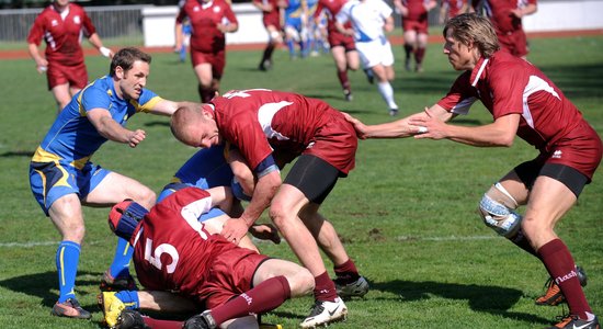 Latvijas regbisti zaudē arī Zviedrijas sportistiem