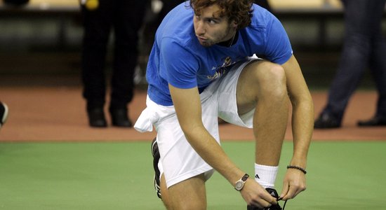 Gulbis gadu iesāk pasaules ranga 138.vietā