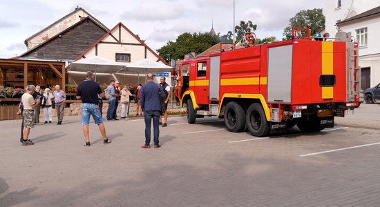 Sabiles brīvprātīgie ugunsdzēsēji jau četrus mēnešus palikuši bez telpām