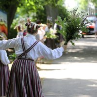 Kāpēc jauniešu, kuri dzied korī, ir mazāk nekā dejotāju?