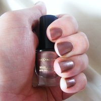 Тест косметики: лак для ногтей Maxfactor, серия Nailfinity