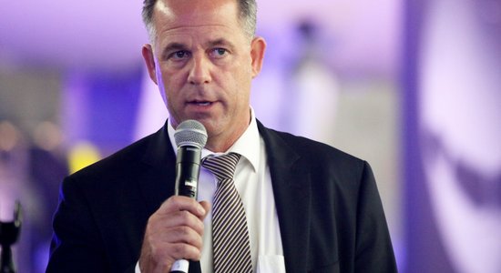 Доходы Мартина Гаусса в компании airBaltic превысили миллион евро