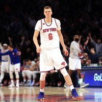 Porziņģis savā simtajā NBA spēlē gūst 21 punktu un palīdz 'Knicks' pārtraukt zaudējumu sēriju