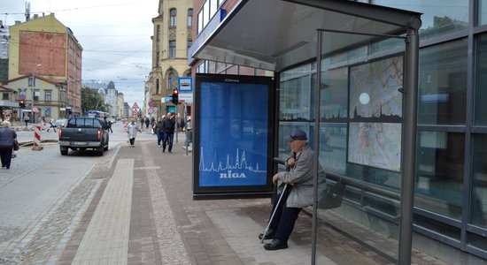 Reklāmas asociācija lūgs Rīgu apturēt noteikumu izmaiņas par reklāmas ierobežojumiem pilsētā