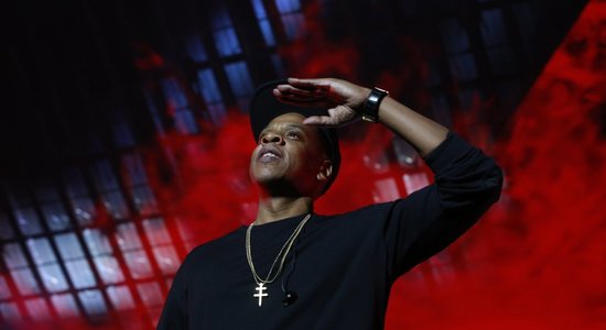 'Apple' apsver 'Jay Z' piederošā straumēšanas pakalpojuma 'Tidal' pārpirkšanu