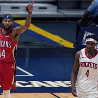 Kurucs neveiksmīgi atzīmējas spēles izskaņā; 'Rockets' piedzīvo sagrāvi Ņūorleānā