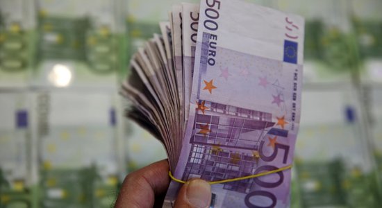 ES pērn izšķiedusi 5,5 miljardus eiro, secina auditori