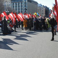 Rīgas dome laikrakstos publiski atvainojas 'Daugavas Vanagiem' par 16.marta gājiena aizliegumu
