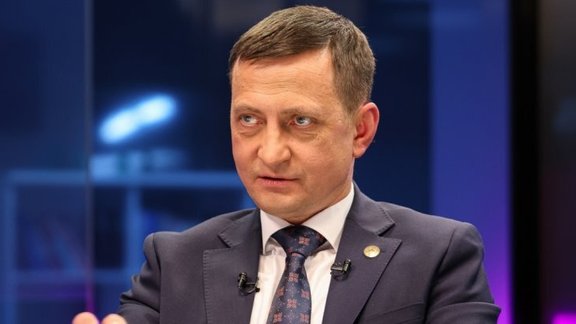 Министр земледелия поручил Latvijas valsts meži получить более точную информацию о продаже принадлежащих Södra лесных угодий Министр земледелия поручил Latvijas valsts meži получить более точную информацию о продаже принадлежащих Södra лесных угодий