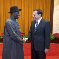 Ķīna turpina agresīvu ‘finanšu ekspansiju’ Nigērijā