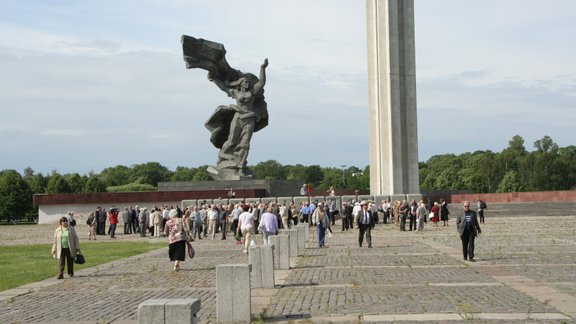 22.jūnijs pie Uzvaras pieminekļa - 35