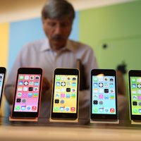 Apple сокращает производство iPhone 5c из-за низкого спроса