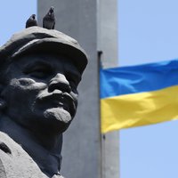 Украина: за 9 дней разгромлены 4 памятника Ленину