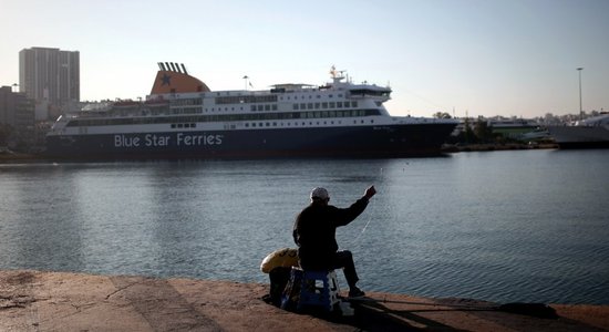 Grieķijā notiek pirmais ģenerālstreiks pret Cipra kreiso valdību