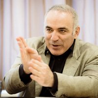Kasparovs: Brīvajai pasaulei jāatzīst, ka esam karastāvoklī
