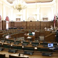 НКП и Кайминьш предлагают лишить подсанкционных депутатов доступа в Сейм