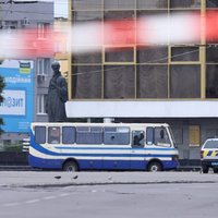 Захват автобуса в Луцке: Что надо знать о злоумышленнике и освобожденных заложниках