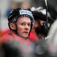 Perijs iecelts Kanādas hokeja izlases kapteiņa amatā