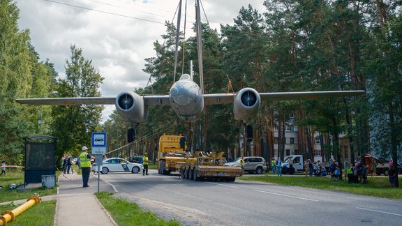 Skultes lidmašīnas pārvietošana - 51