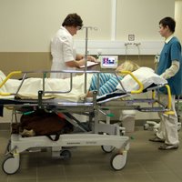 Audzis slimnīcās ievietoto Covid-19 pacientu skaits