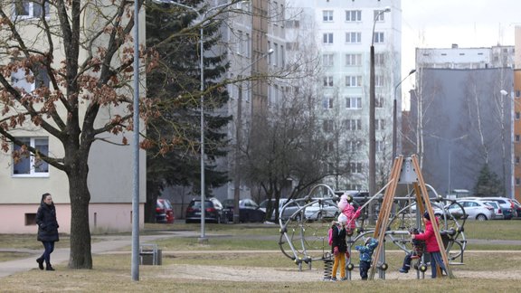 Lemttiesīgs mazākums: atvieglo dzīvokļu īpašnieku kopības lēmumu pieņemšanu