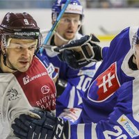 Latvijas hokeja izlase otro reizi tiekas ar Slovākijas valstsvienību