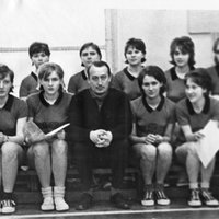 Leģendārais basketbola treneris Purkalns nosvinējis 80 gadu jubileju