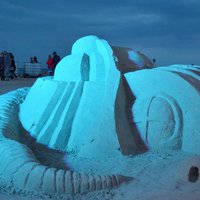 Foto: Neparasti skaistas smilšu skulptūras Ventspils pludmalē