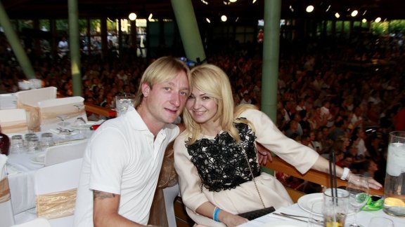 Yevgeny Plyushchenko and Yana Rudkovskaya