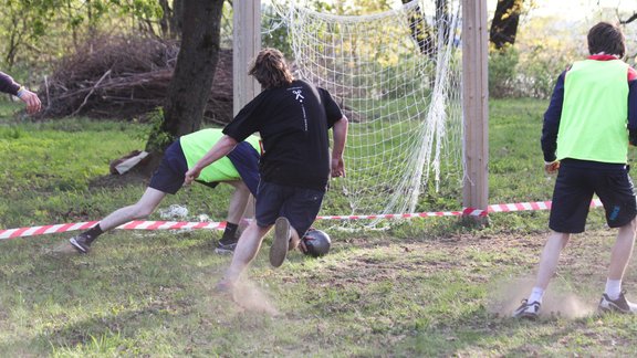 Radio "Naba" futbola spēlē sagrauj "Pieci.lv" - 48