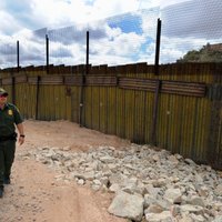 ASV liedz nelegālajiem imigrantiem uz robežas pieprasīt patvērumu