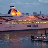 Паром компании Tallink после перехода по штормовому морю нуждается в ремонте