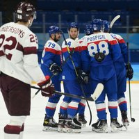 Toms Andersons un Rūdolfs Lazdiņš atskaitīts no Latvijas hokeja izlases