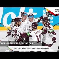ВИДЕО: Еж Спайки — главная звезда чемпионата мира по хоккею в Риге
