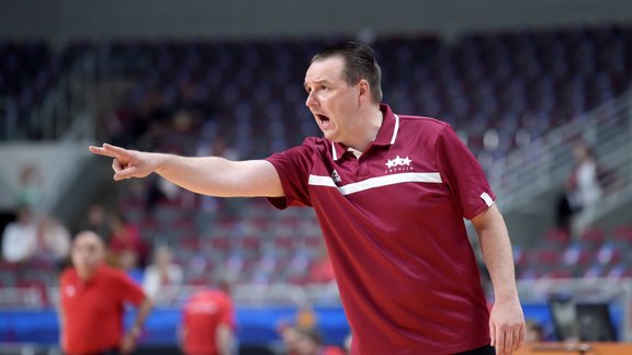 Basketbols, Eurobasket sievietēm: Latvija - Lielbritānija