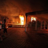 Kairā gājis bojā aizdomās turētais uzbrukumā ASV konsulātam Lībijā