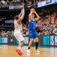 Freimanim 12 punkti FIBA Čempionu līgā; Peineram uzvara ULEB Eiropas kausā