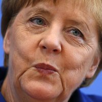 Рейтинг партии Меркель обновил рекордный минимум