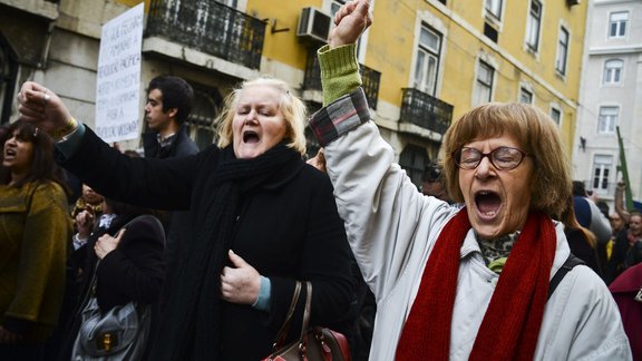 Demonstrācijas pret taupības pasākumiem Portugālē 