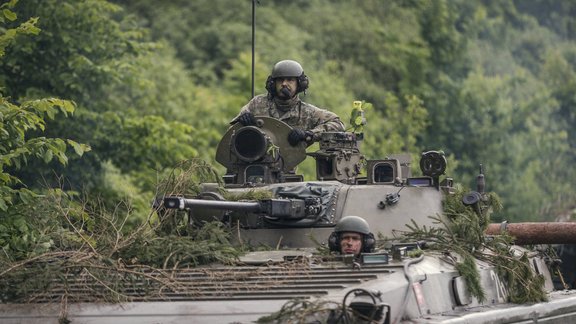 Militāro mācību 'Saber Strike' lauka taktiskais vingrinājums ārpus Ādažu poligona - 17