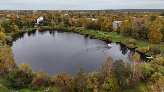 Velnezera attīrīšanas darbi