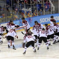 Latvijas hokeja izlasei jāturpina spēlēt kā mačā pret Šveici, saka Nolans