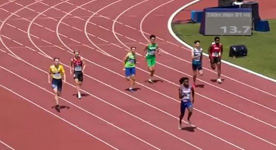 Video: Dominējošs britu sprinteris piedzīvo katastrofu – pāragri samazina ātrumu un tiek apdzīts
