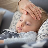 'Tas ir normāli, tā veidojas imunitāte' – pediatri par biežo bērnu slimošanu