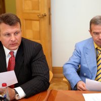 Парламентская комиссия "по делу олигархов" планирует пригласить Лембергса, Шлесерса и Дуклавса